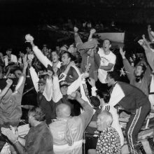 Atleti e tifosi dell’Ovo Sodo scatenati: hanno appena vinto la Barontini 1996.