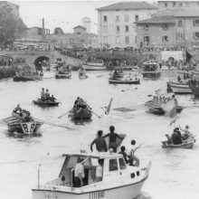 Equipaggi in riscaldamento prima della gara del 1981.