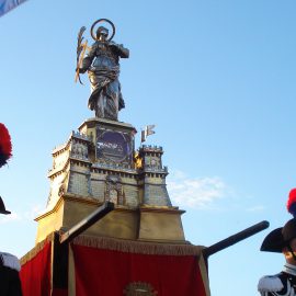 La processione di Santa Giulia durante la Giostra dell'Antenna.