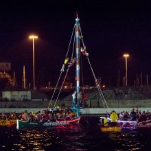 Livorno, Giostra dell'Antenna 2017. Il montatore del Borgo, Michele Silvestri, batte sul tempo gli avversari. Ph Andrea Dani